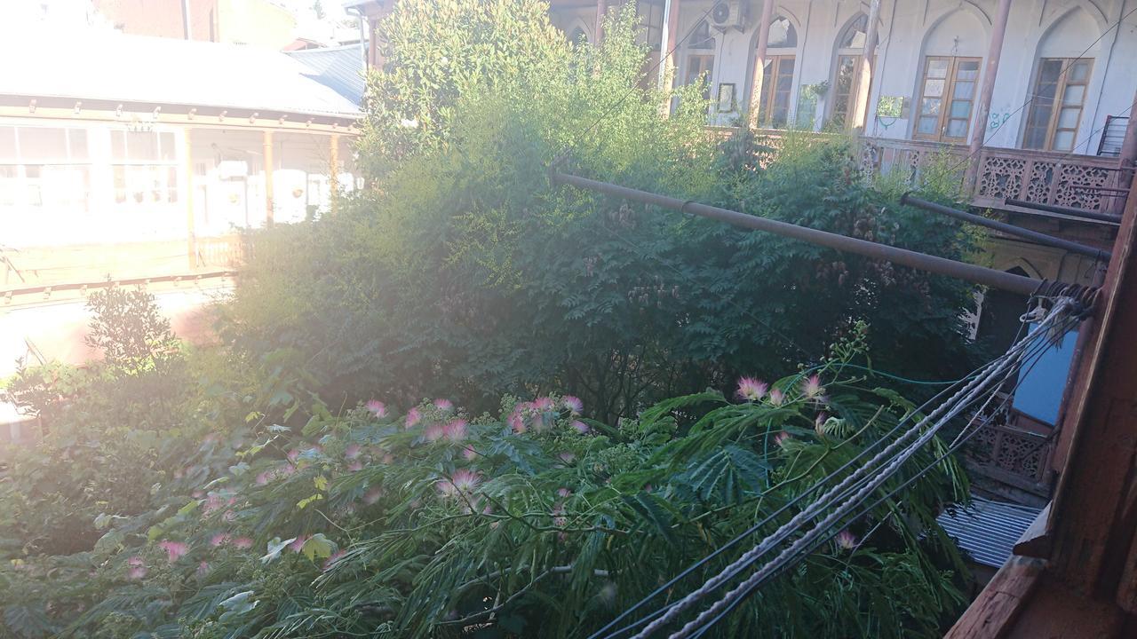 Grandma'S Hotel Tiflis Exterior foto