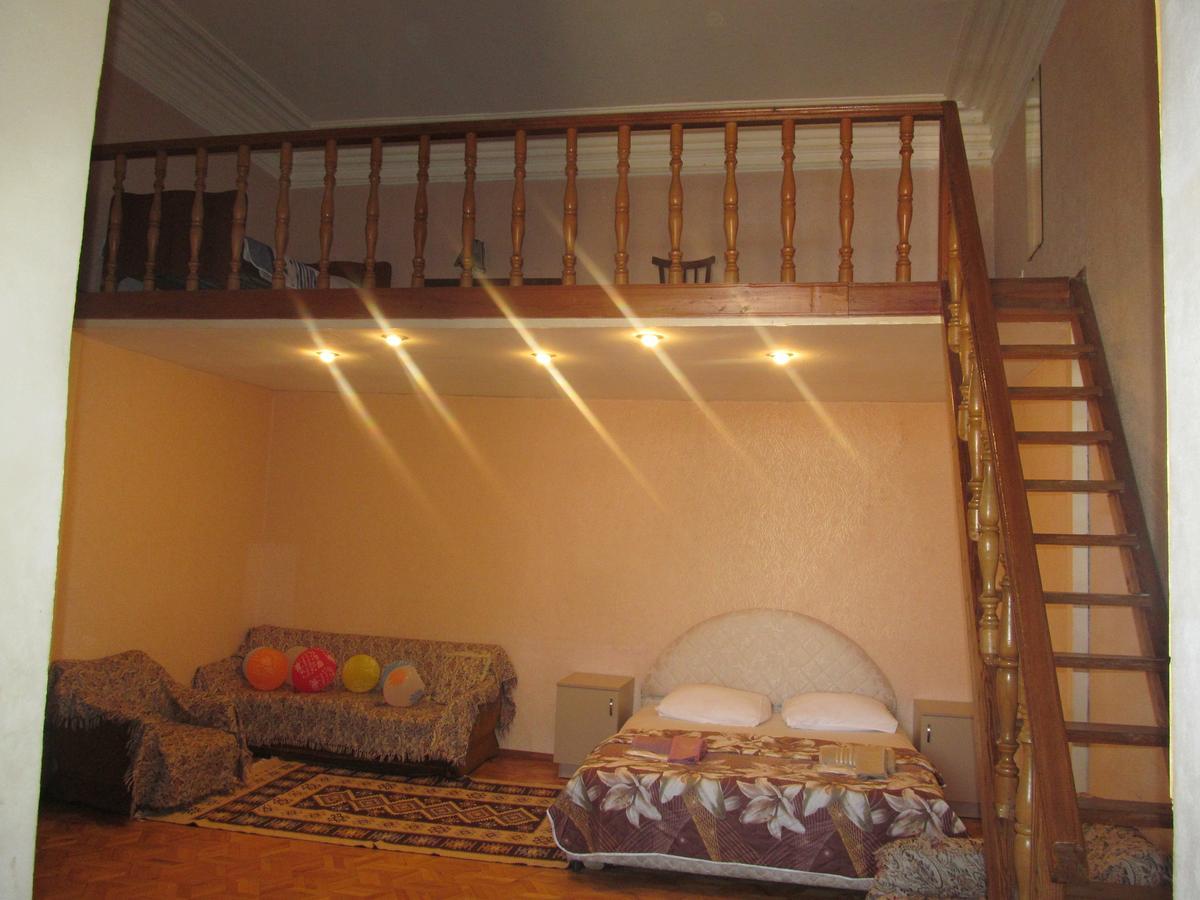 Grandma'S Hotel Tiflis Exterior foto